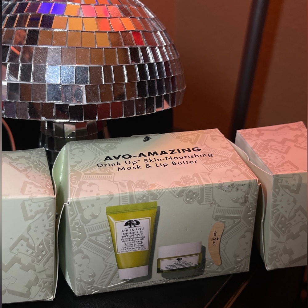 5/$45✨ Origins Skincare Kit